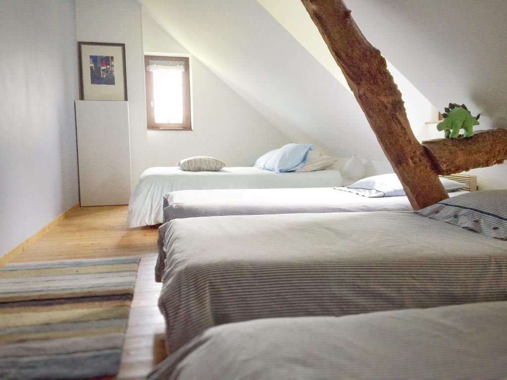 Bed and Breakfast Le Petit Manoir De La Vernelle Fourmetot Номер фото